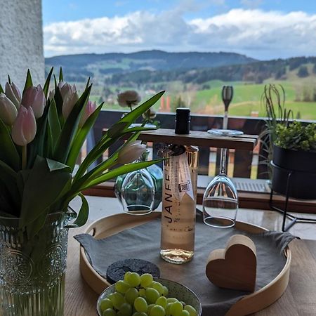Ferienwohnung Bergzeit Mit Pool Und Sauna Мисен-Вилхамс Екстериор снимка